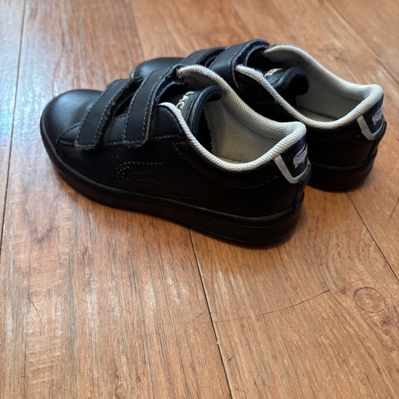 Lacoste kids shoes size 8 - Picture 3 of 3